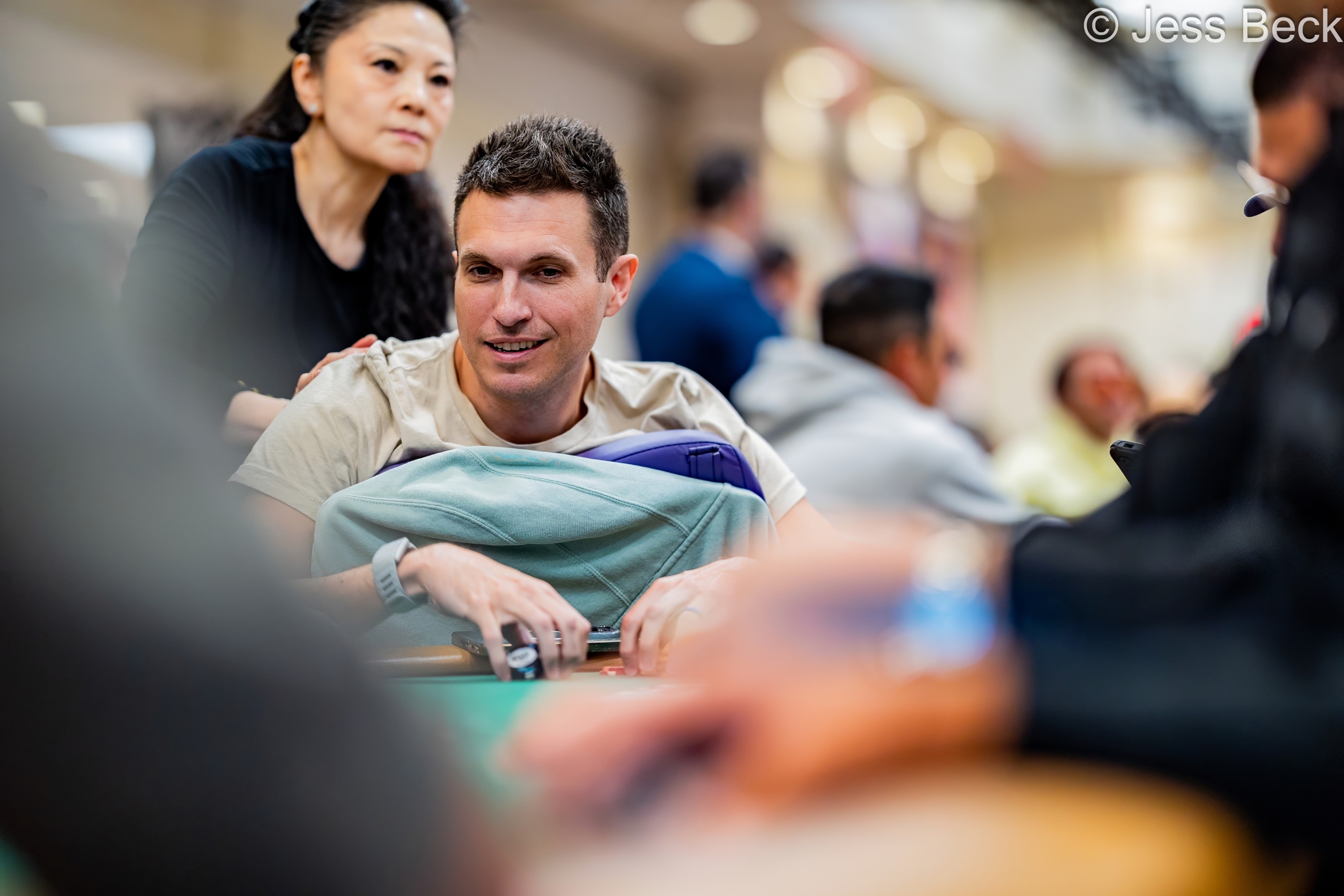 DG百家乐官网 - 德州扑克传奇道格·波尔克的疯狂WSOP主赛事首日：一小时内经历生死轮回 - DG百家乐